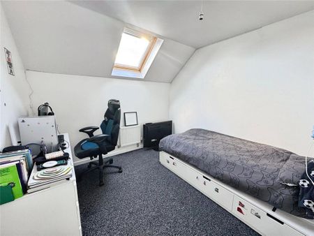 3 bedroom terraced house to rent - Photo 4