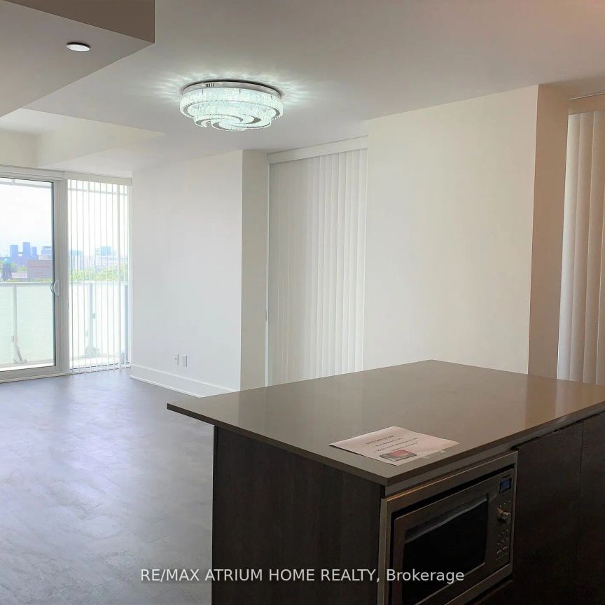 200 Bloor Street W #801 - Photo 1