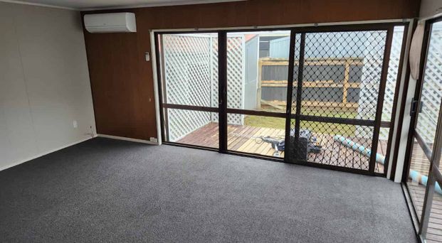 Private and Secure Rental, ready for you! - Photo 1