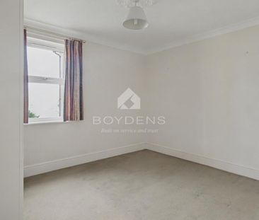 Oxford Court, Colchester - Photo 1