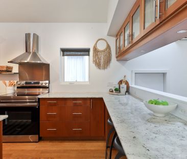 For Lease - 22 Whitewood Road, Toronto, Ontario - Photo 6