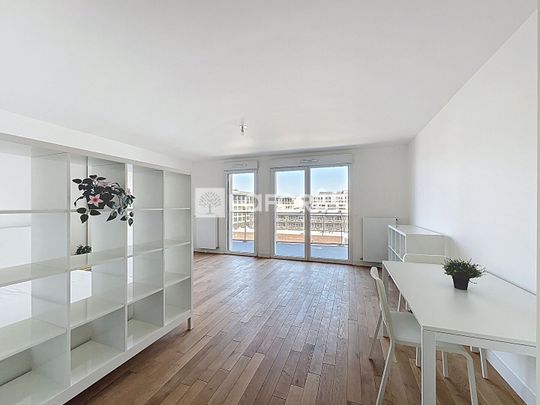 Apartment - Photo 1