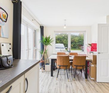 Davies Close, Yate, Bristol - Photo 2