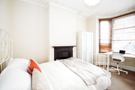 5 bedroom terraced house to rent - Photo 5