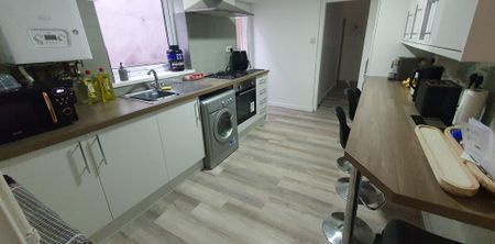 4 bedroom house to rent - Photo 5