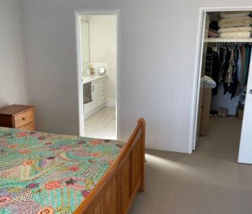 Secret Harbour Family Home - View Tuesday 5;30pm - Photo 1