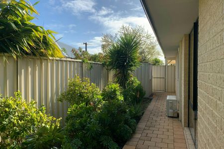 NEAT AND TIDY HOME - EAST BUNBURY LOCATION - Photo 2