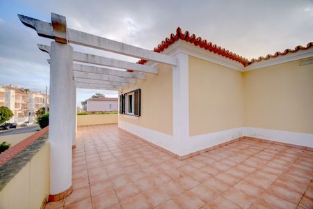 Moradia T6 com Piscina e Jardim na Costa da Guia em Cascais - Photo 4