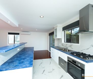 34 Baddeley Crescent, Spence ACT 2615 - House For Rent | Domain - Photo 6