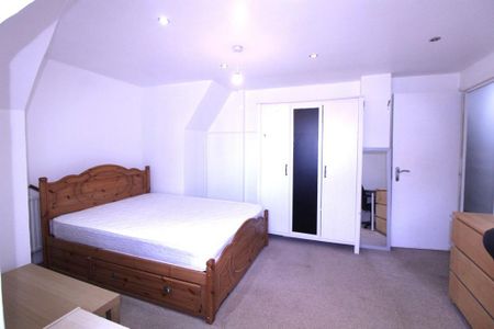 5 bedroom maisonette to rent - Photo 4