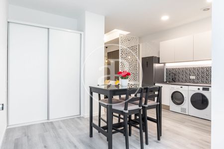 Loft for rent in En Corts (Valencia) - Photo 2