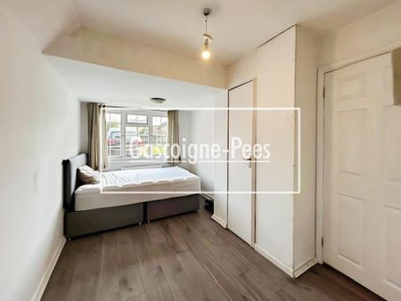 5 bedroom detached house to rent - Photo 5