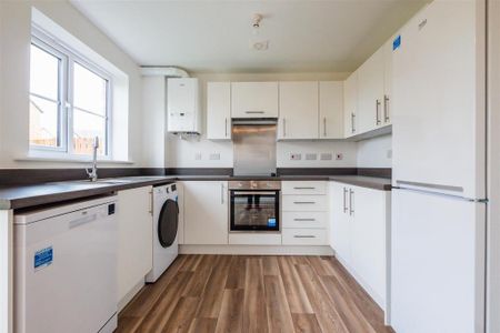 3 bedroom detached house to rent - Photo 4