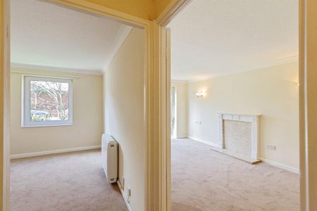 1 bedroom retirement property to rent - Photo 2