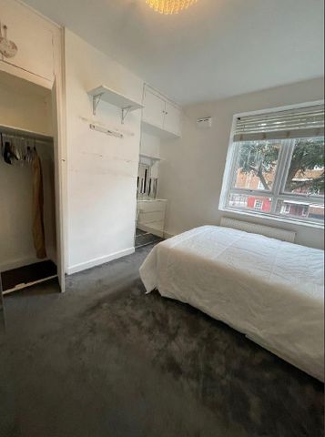 4 bedroom flat share to rent - Photo 3