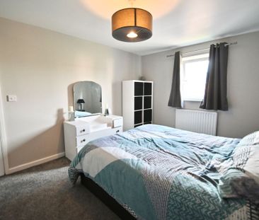 Lancaster Court, Auckley, DN9 - Photo 4