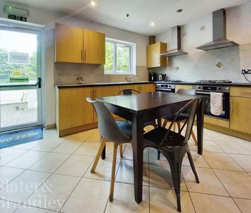 1 bedroom house of multiple occupation to rent - Photo 3