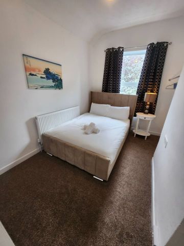 7 Bed Terraced House, Church Road, B24 - Photo 5