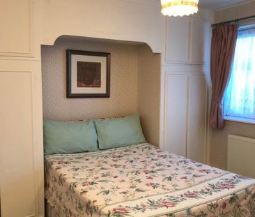 1 bedroom in a flat share to rent - Photo 1