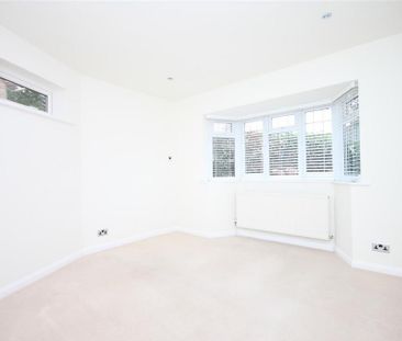 3 bedroom detached bungalow to rent - Photo 5