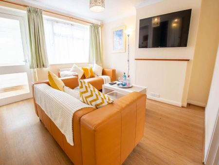 5 bedroom house to rent - Photo 2