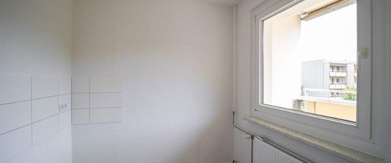 NEU saniert! 3 - Zimmer-Wohnung mit Südbalkon - Photo 1