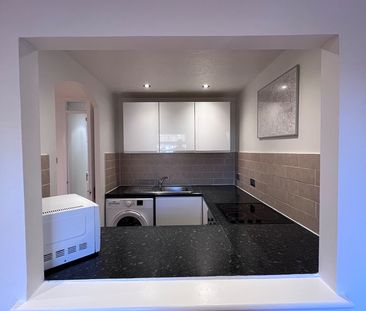 1 Bed Flat, Burnham Close, SE1 - Photo 5