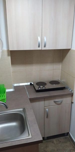 1 camera in zona Medicinei - Fotografie 1