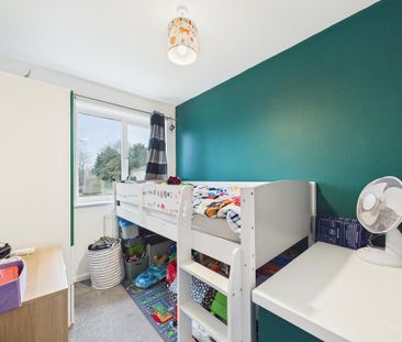 3 bedroom semi-detached house to rent - Photo 5