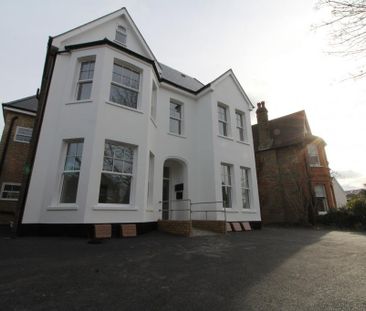 3 bedroom apartment to rent - Photo 1