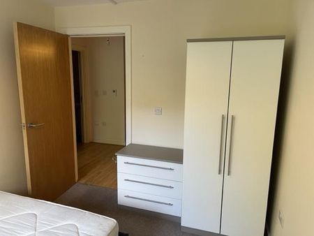 2 bedroom apartment to rent - Photo 4