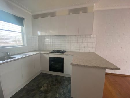 2/37-39 Clarke Street Street, Newtown - Photo 4