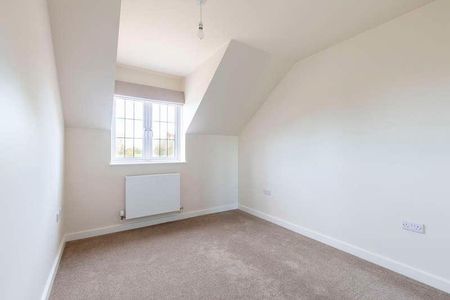 Springfield, Tewkesbury Road, Cheltenham, GL51 - Photo 2