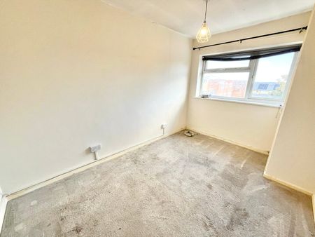 West Road, Shoeburyness, Southend-on-Sea, Essex, SS3 9DS - Photo 3