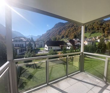 Sonnige 2.5-Zimmer-Wohnung mit Idylle in Luchsingen - Photo 2