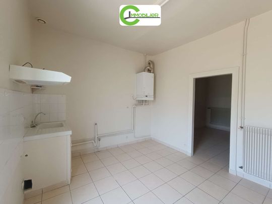 Location Appartement 3 pièces 60m² LA FERTE BERNARD 72400 - Photo 1