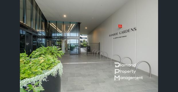 The Premium Apartment At Ivanhoe Gardens - Photo 1