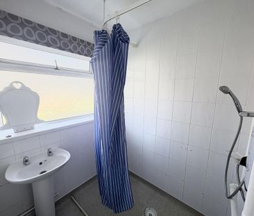 3 bedroom bungalow to rent - Photo 6