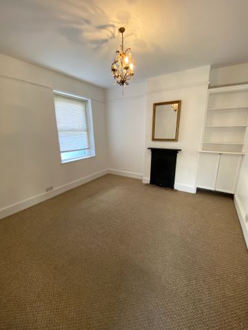 £1,400 PCM, Spacious Three Double Bedroom Maisonette with Enclosed Garden in Kent Street, Grangetown, Cardiff, CF11 7DL - Photo 3