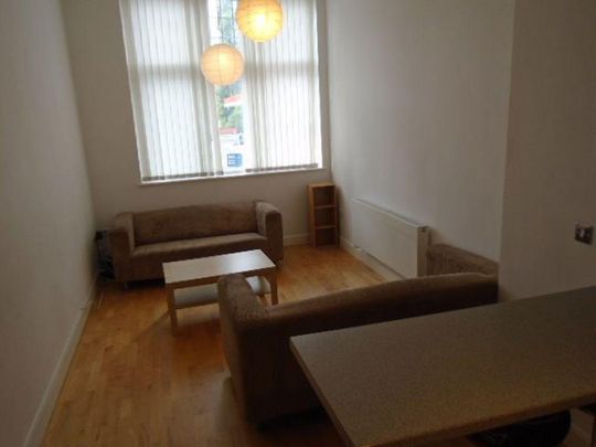 2 bedroom flat to rent - Photo 1