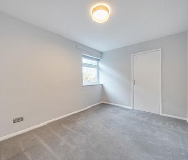 2 bedroom property to rent - Photo 1