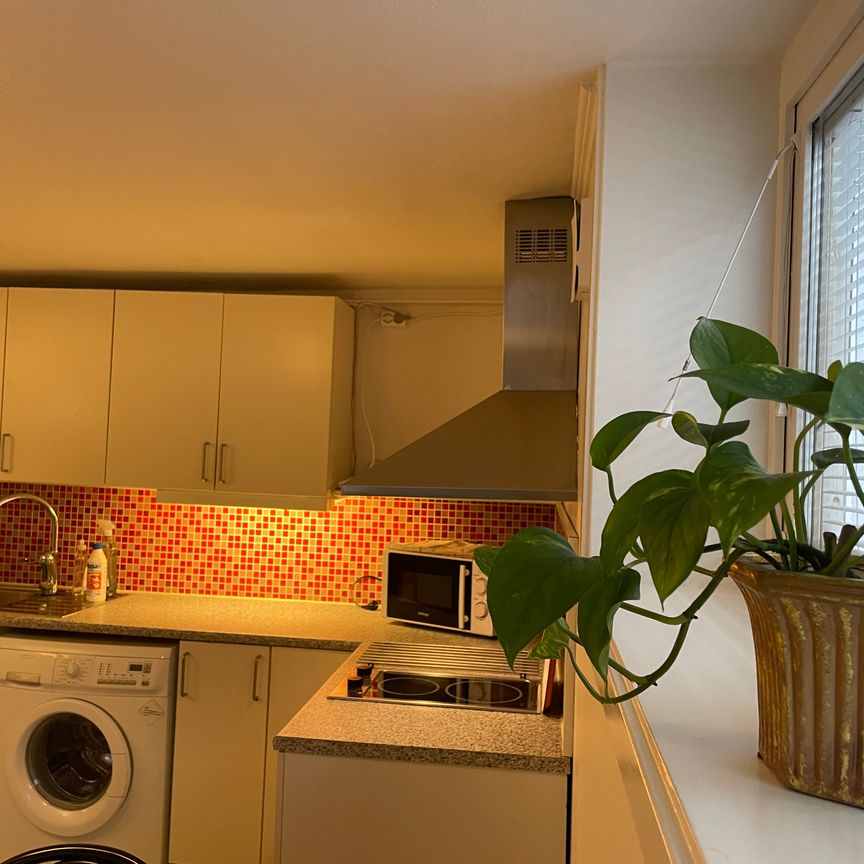 Spångavägen, Bromma - Photo 1