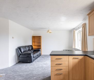 Creswell Place, Cawston, Rugby - Photo 3