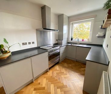 Byng Morris Close, Sketty, Swansea, SA2 - Photo 6