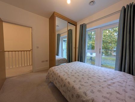 1 bedroom in a house share to rent - Photo 3