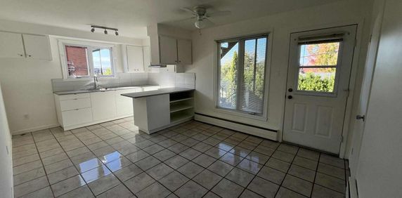 5 1/2 Fleurimont - Photo 2