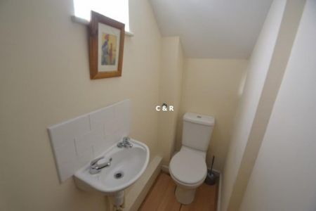 3 bedroom townhouse to rent - Photo 2