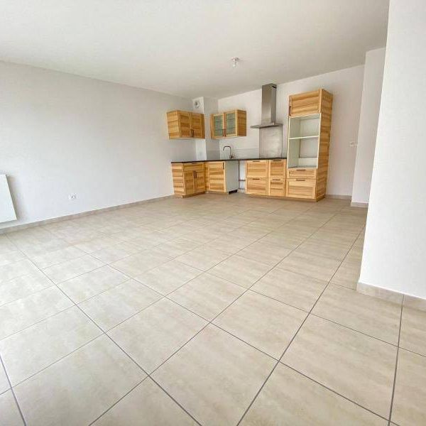 Location appartement récent 3 pièces 64 m² à Saint-Gély-du-Fesc (34980) - Photo 1