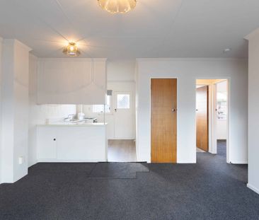 Central 2 Bedrooms - Photo 4