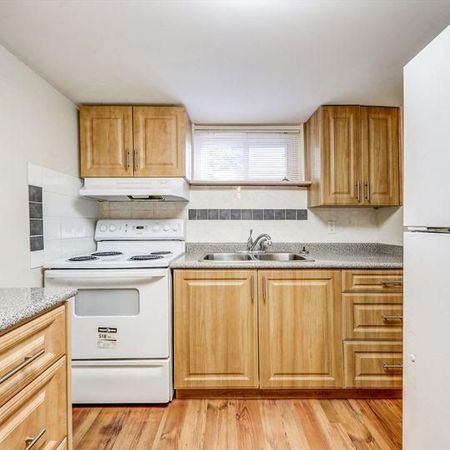 For Lease - 886 Brimorton Drive Unit# Main, Toronto, Ontario - Photo 4